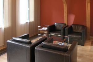 Büro mit Besprechungsecke