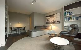 Spezielles Stapelbettsystem für 1-2 Personen und als Sofaecke