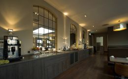 Frühstücksraum (ehem. Turnhalle)